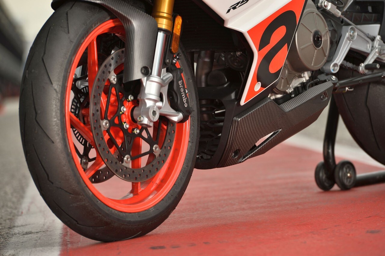 DueruoteTG #166 - Aprilia RS 660 Extrema: la migliore sportiva media sul mercato?